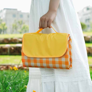 Коврик-сумка для пикника водостойкий Клеточка желтый 150х100