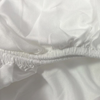 Простынь на резинке полиэстер белая 180*200