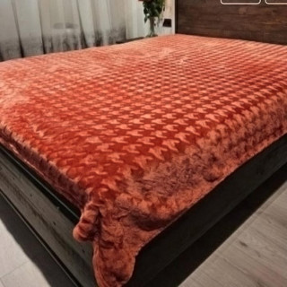Плед микрофибра с тиснением ТМ Koloco Лапки 200х220 Red