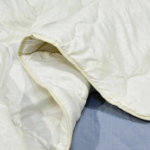 Одеяло шерстяное стеганое ТМ Вилюта Comfort